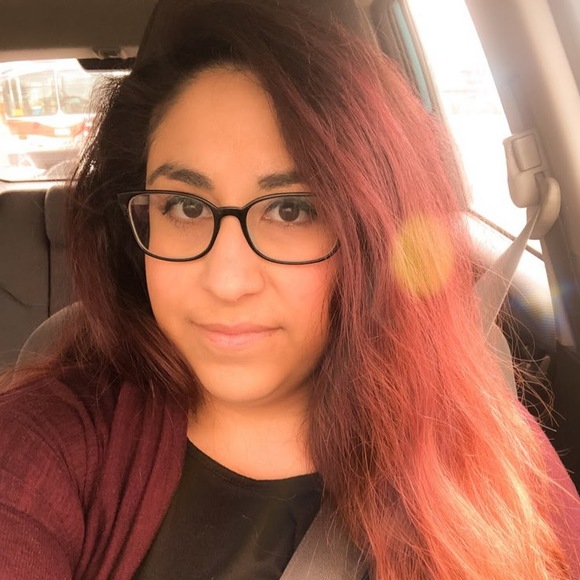 Meet your Posher, Tanya - Picture 1 of 1